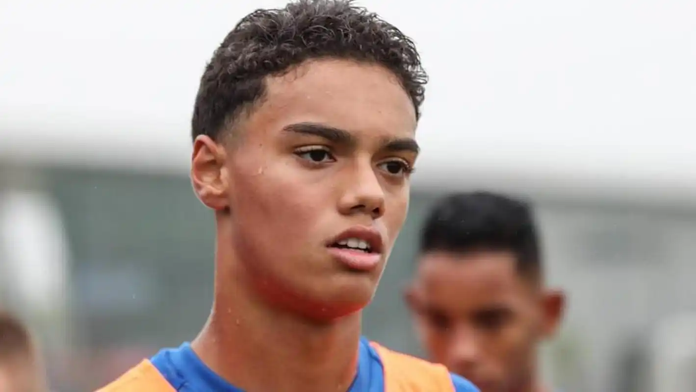 更能展示其 更能展示其