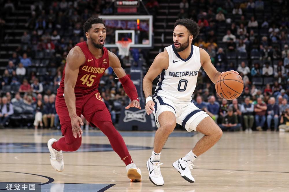 的采访中曾 的采访中曾